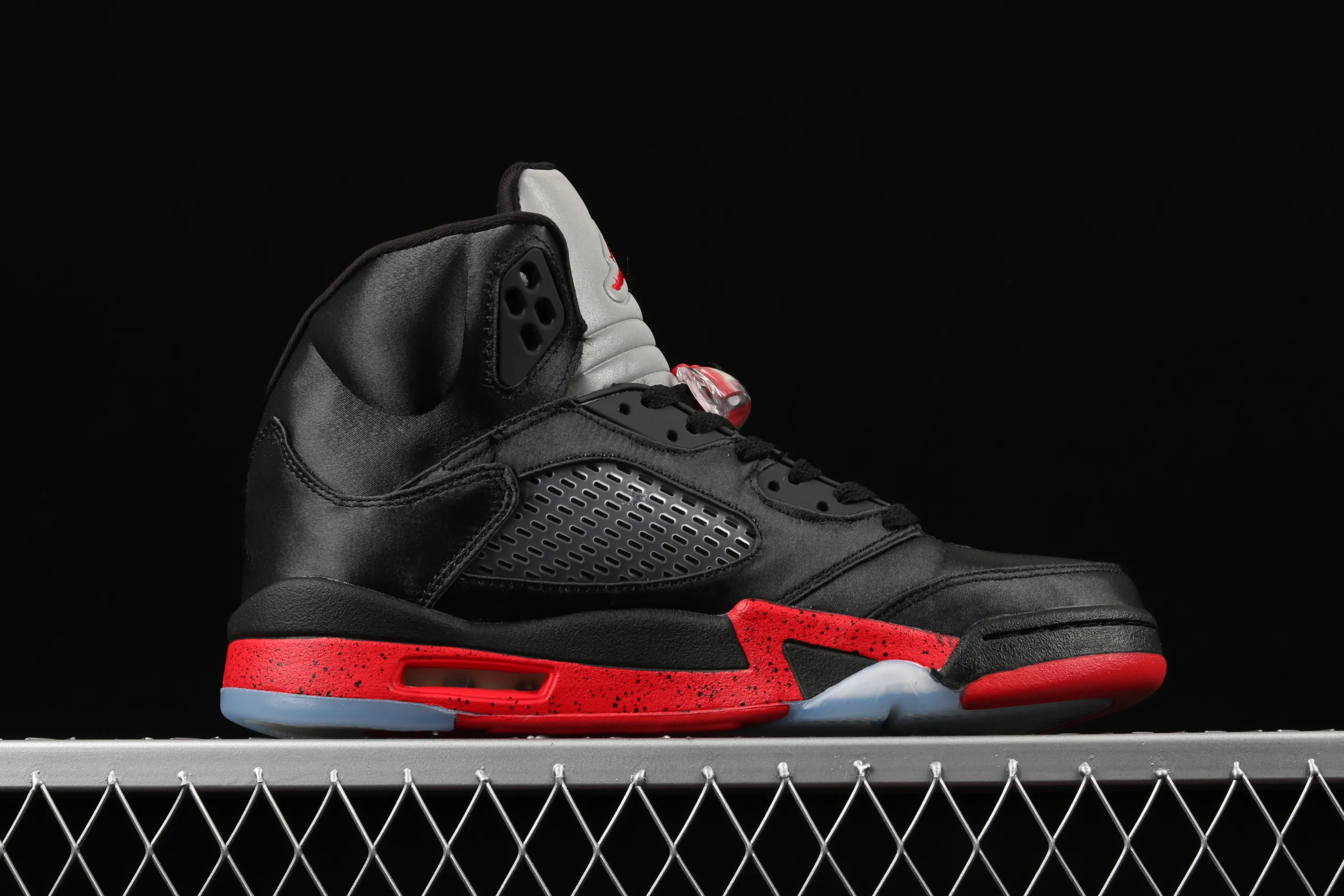 All categories Air Jordan Jordan series basketball shoes Air Jordan 5 Air Jordan 5 Satin Bred AJ5 black and red silk men's basketball shoes 136027-006